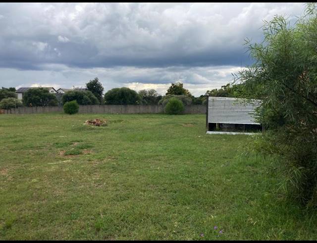 LAND FOR SALE IN SIX FOUNTAINS RESIDENTIAL ESTATE